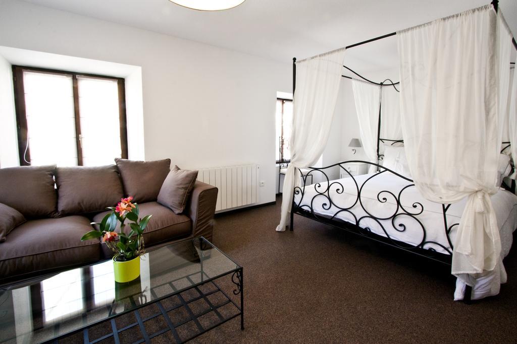 סנט היפולייט Chambre Le Hupsa Pfannala חדר תמונה