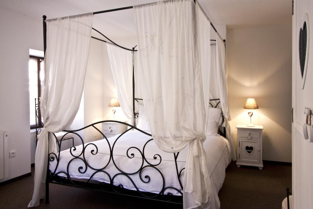 סנט היפולייט Chambre Le Hupsa Pfannala חדר תמונה